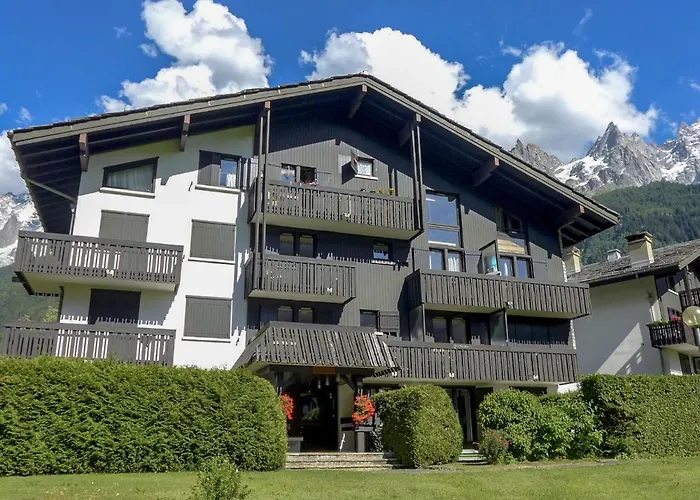 Champraz-17 By Interhome *