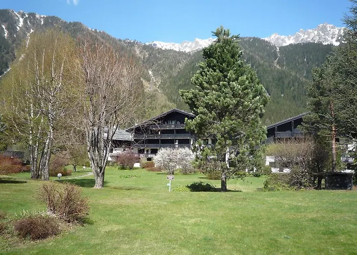 Champraz-17 By Interhome Daire Chamonix