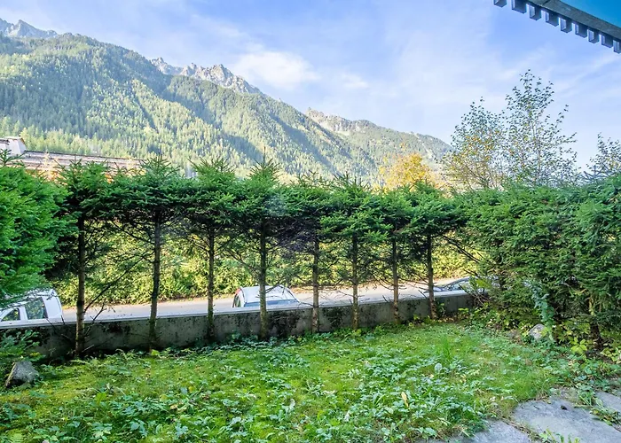 Champraz-17 By Interhome